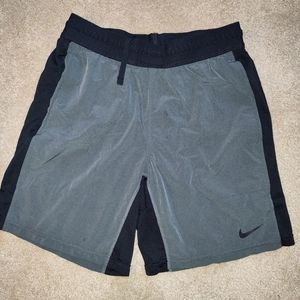 Nike Men's Dri-Fit shorts size Medium dark gray and black